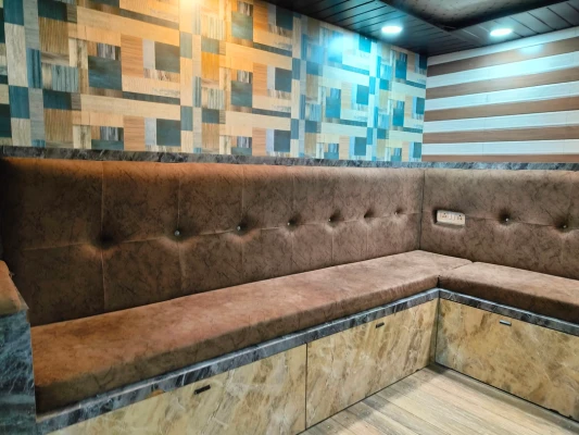 best luxury hotels in hotel h m international varanasi