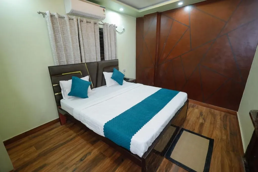 hourly stay in hotel kiran residency by signature stayz varanasi