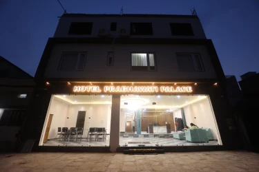 short stay hotels in hotel prabhawati palace by signature stayz varanasi