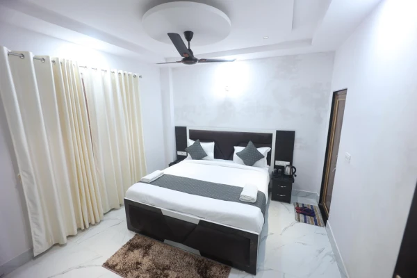 best day stay hotels in hotel prabhawati palace by signature stayz varanasi