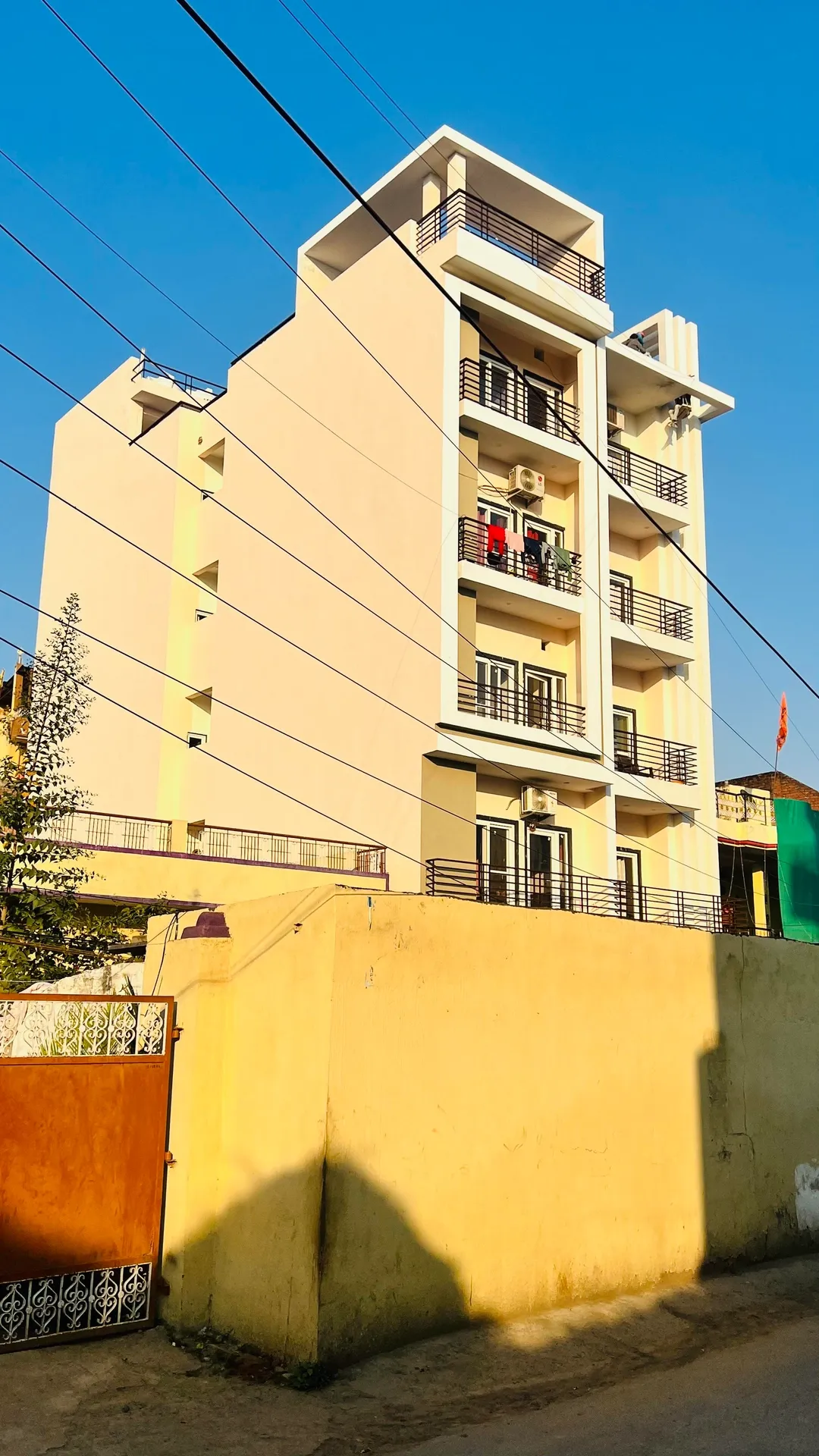service apartment in bhelupur, varanasi for one month - indu residency