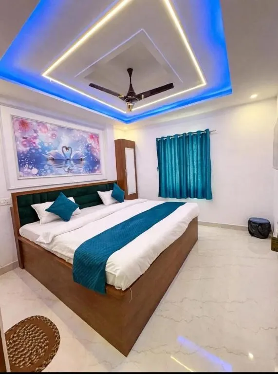 3 star hotel in buddh vihar, varanasi - shiva stay inn