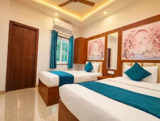 hotel with meeting room in buddh vihar, varanasi - shiva stay inn