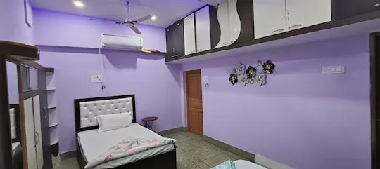 hourly stay hotels in shivkashi pg  house varanasi