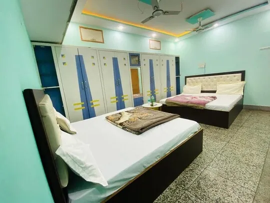best hourly stay hotels in shivkashi pg  house varanasi