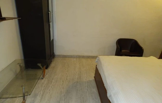 top hotels in the pulick home varanasi