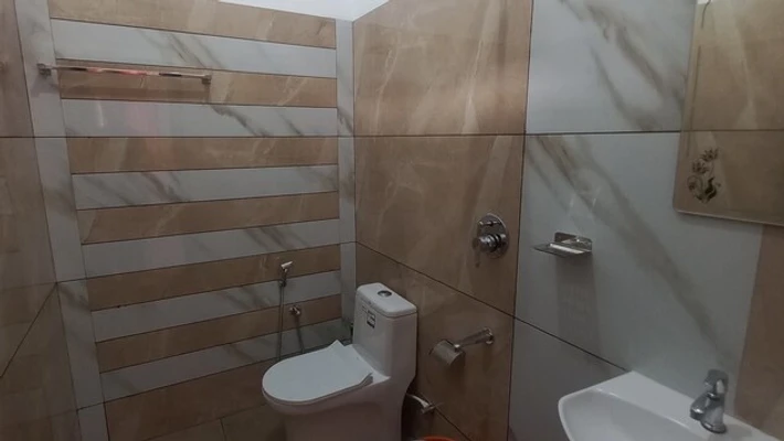 resort in kurakkanni, varkala with swimming pool - hotel palm bay beach