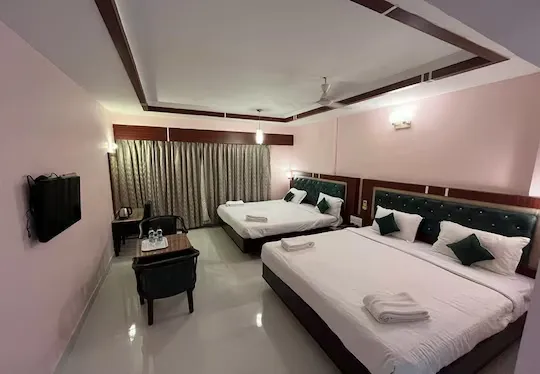 hotel in east coast road, velankanni for family - daffodil inn