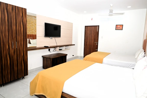 benz circle, vijayawada hotel booking - hotel divi grand
