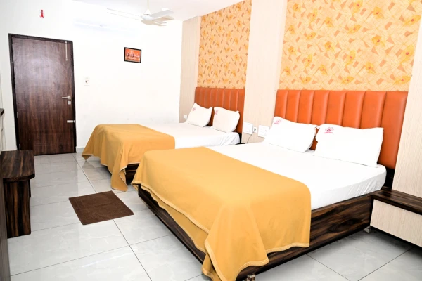 family hotel with pool in benz circle, vijayawada - hotel divi grand