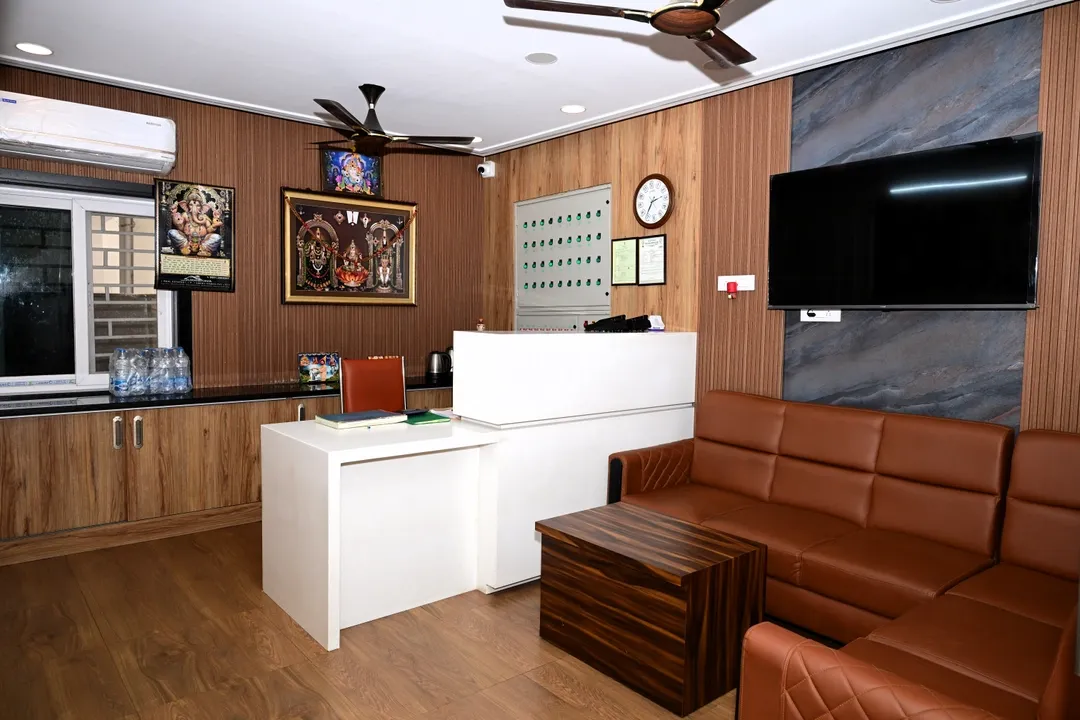 family hotel with pool in benz circle, vijayawada - hotel divi grand