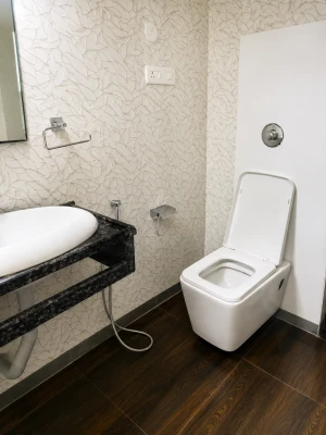 family hotel with pool in arundelpet, guntur - hotel kk grand