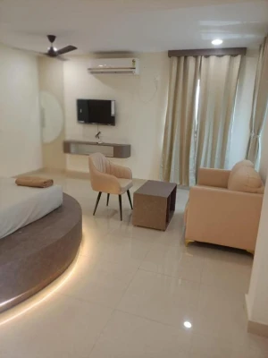 hotel near vijayawada airport - hotel maruti inn