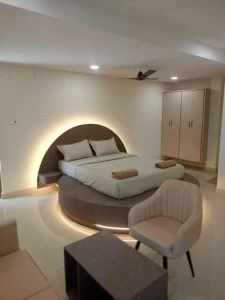 hotel room booking in labbipet, vijayawada - hotel maruti inn