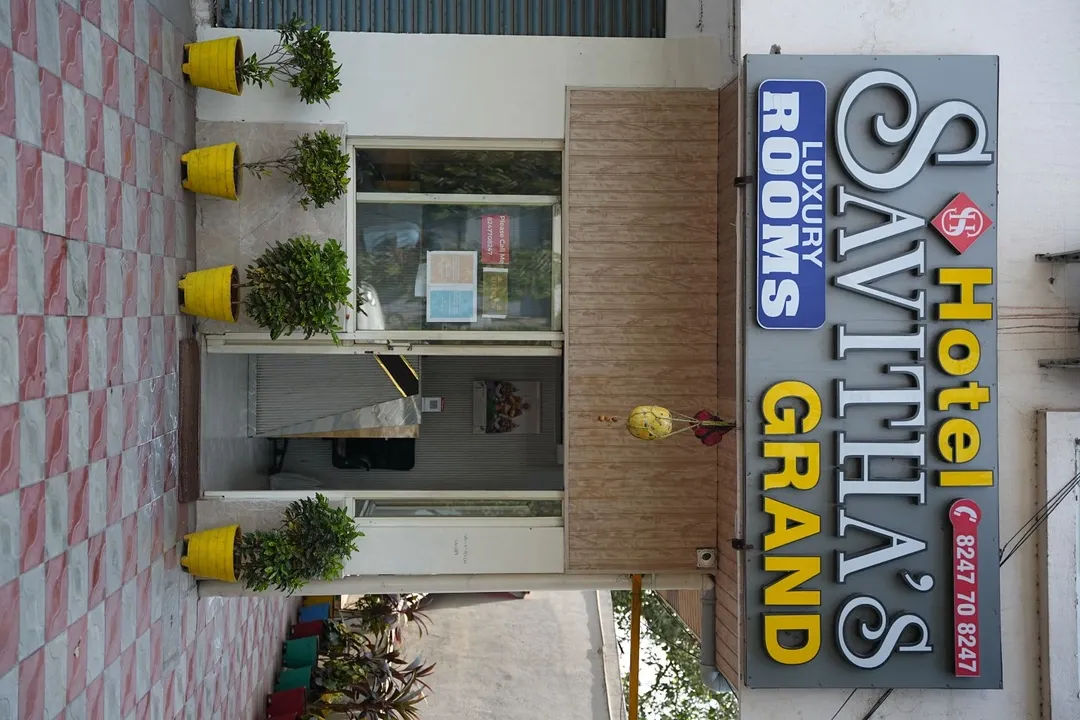 gandhi nagar, vijayawada hotel booking - hotel savithas grand