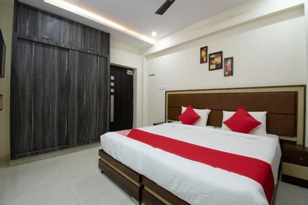 top hotels in hotel sk7 restaurant, service apartments & hotel rooms vijayawada