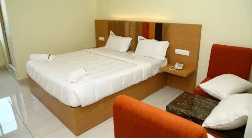 hotel near vijayawada railway station - sri subhamastu grand