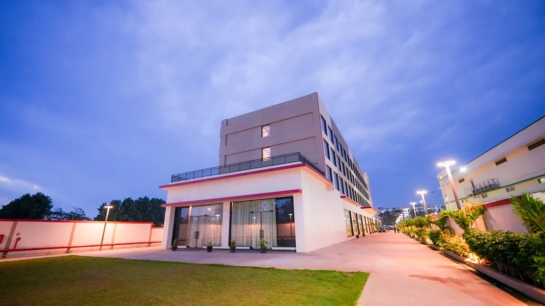hotel with gym in sheela nagar, visakhapatnam - 7 apple hotels vishakhapatnam