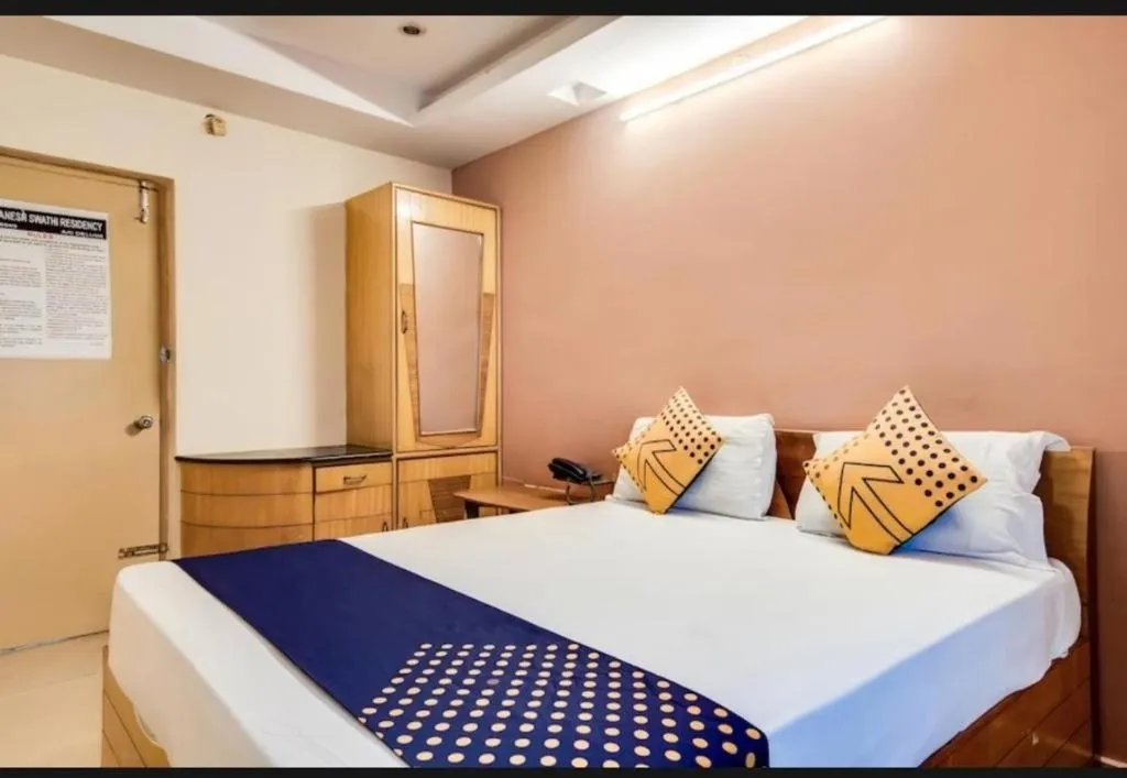 jacuzzi hotel in akkireddypalem, visakhapatnam - sri ganesh swati residency