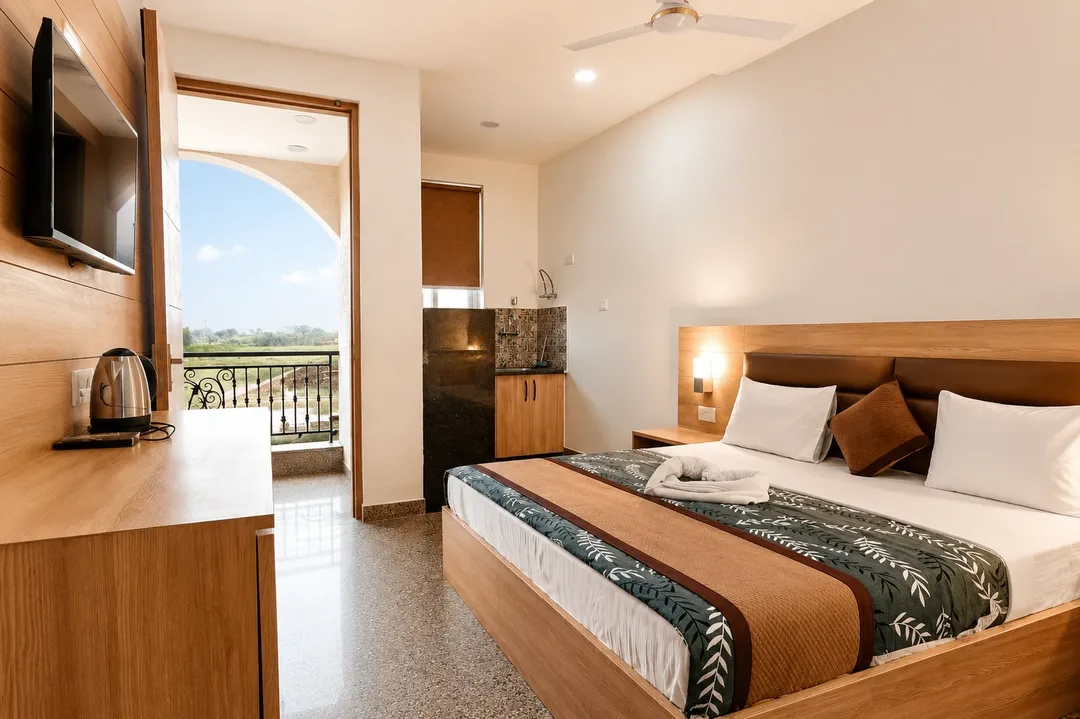 3 star hotel in devi atlas road, vrindavan - hotel devi ram atithi bhawan near banke bihari mandir