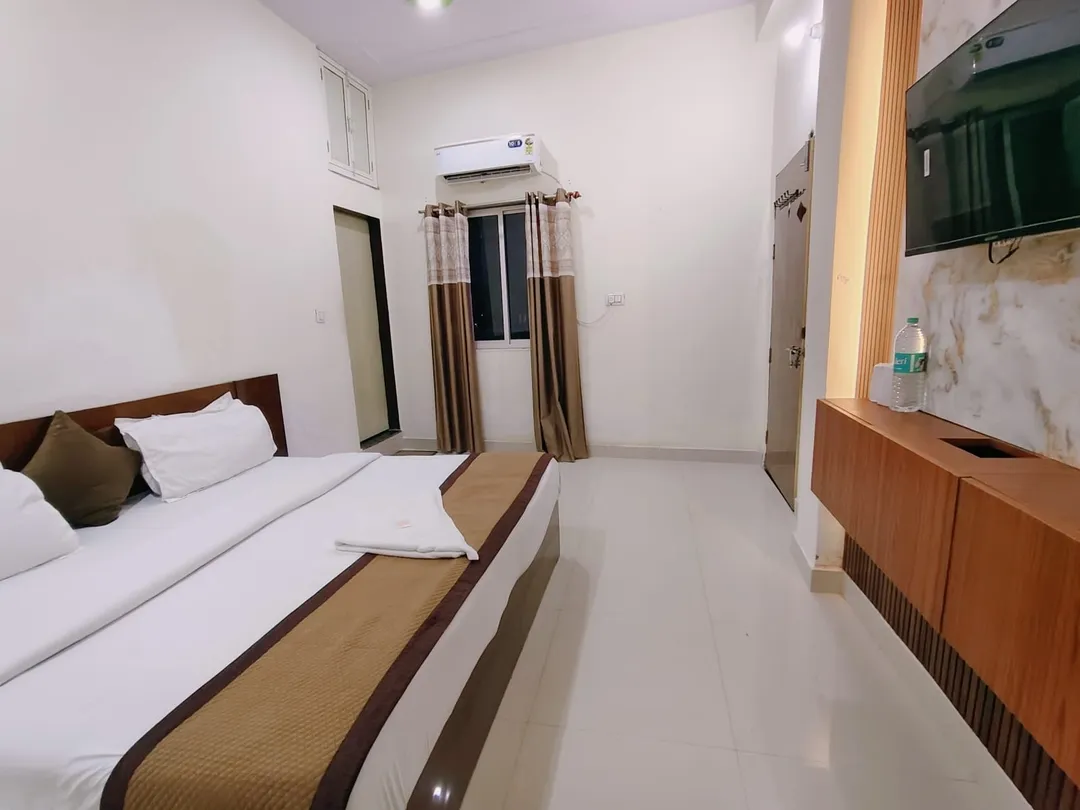 resort in sunrakh bangar, vrindavan for family - radhe shyam resort vrindavan by hrg