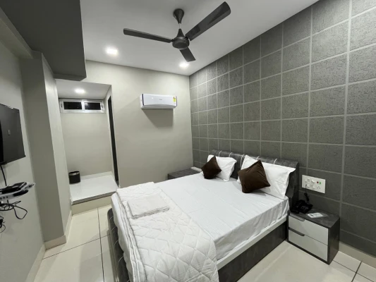 hotel with banquet hall in tapi, vyara - hotel fiona