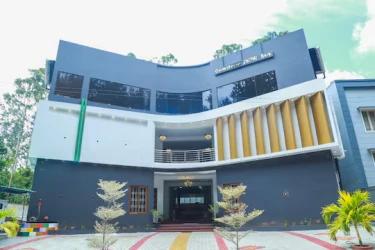resort in bedford road, yercaud with swimming pool - la flora gemstone resorts